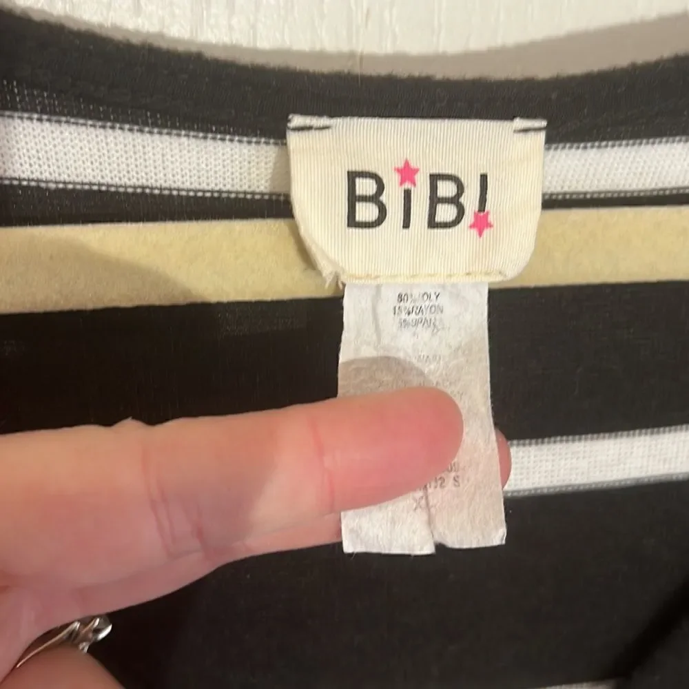 BIBI black and white striped lightweight v-neck sweater